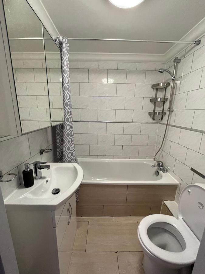 Appartement Cosy Serviced 1 Bedroom In Londen