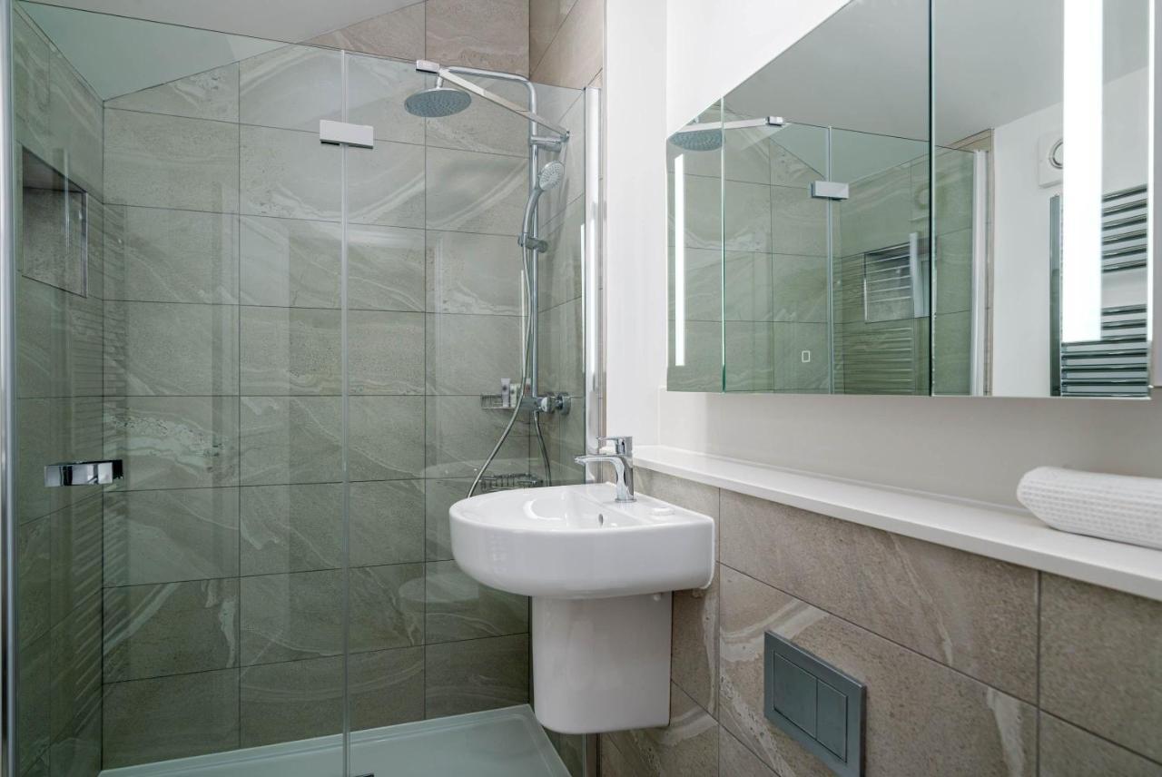 Apartment 37 Doughty Street London