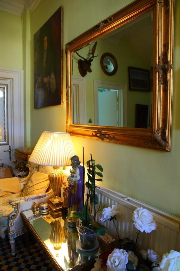 Dawson Place, Juliette's Bed & Breakfast