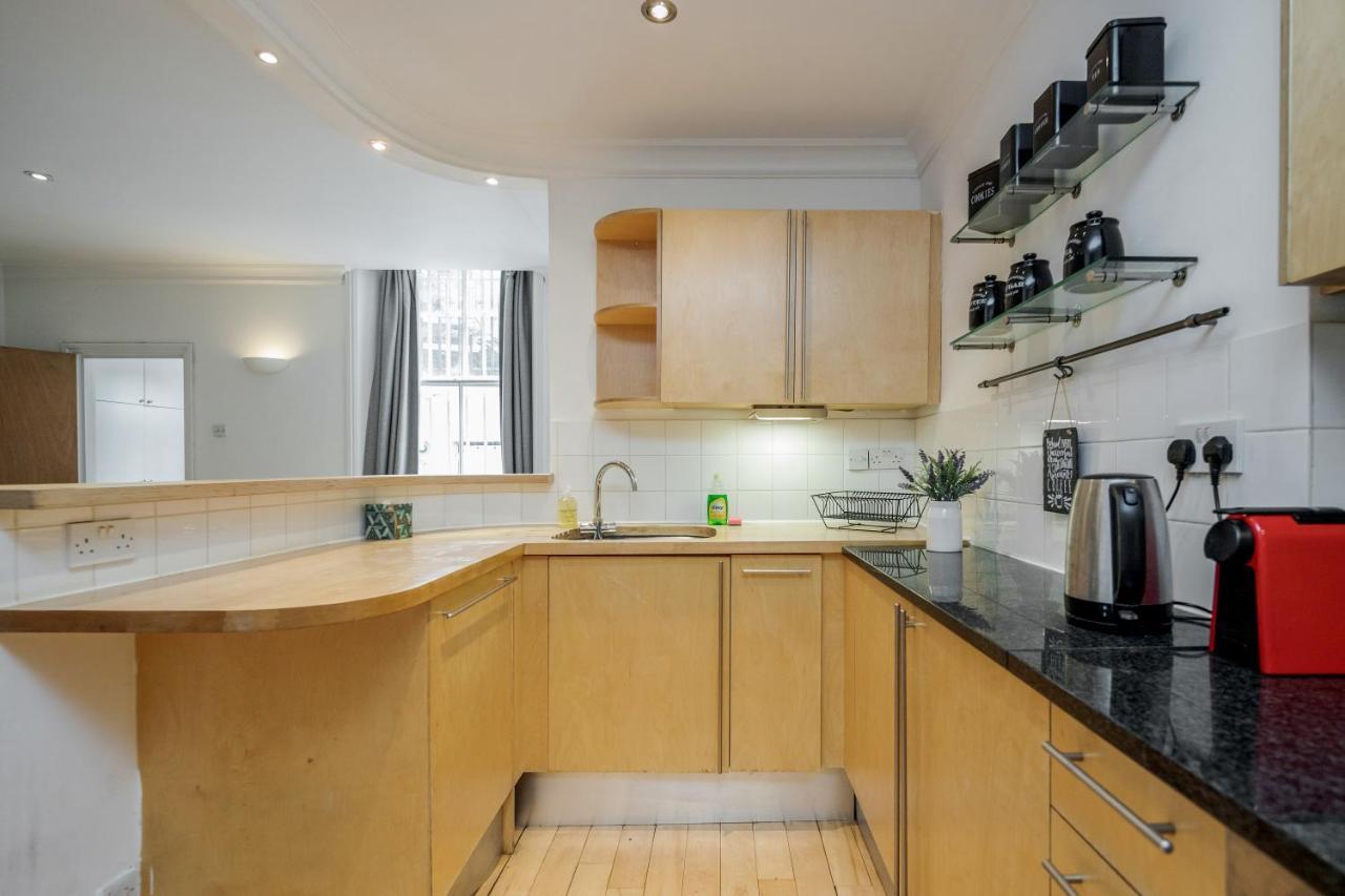 Nevern Square Earl's Court 2 Bed Leilighet