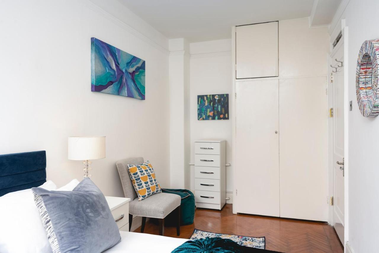 Appartement **authentic & Spacious 5 Bed Apartment/hyde Park** Londres