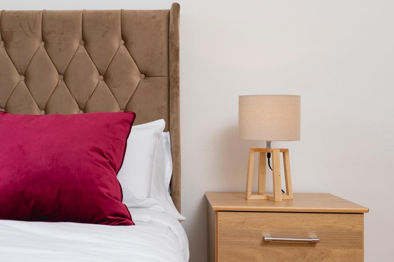 **authentic & Spacious 5 Bed Apartment/hyde Park** Appartement *