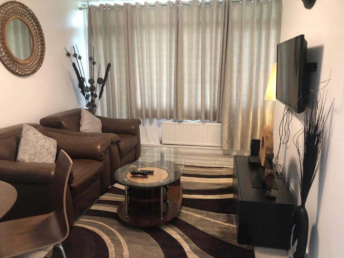 Luxury 2 Bedroom Flat In Abbey Wood, Appartement Londres