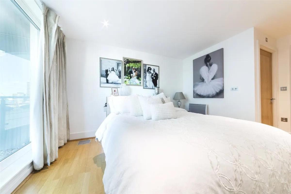 Lägenhet Panoramic Riverside Facing - 2 Bed - 2 Bath - 2 Balconies - In Nine Elms *