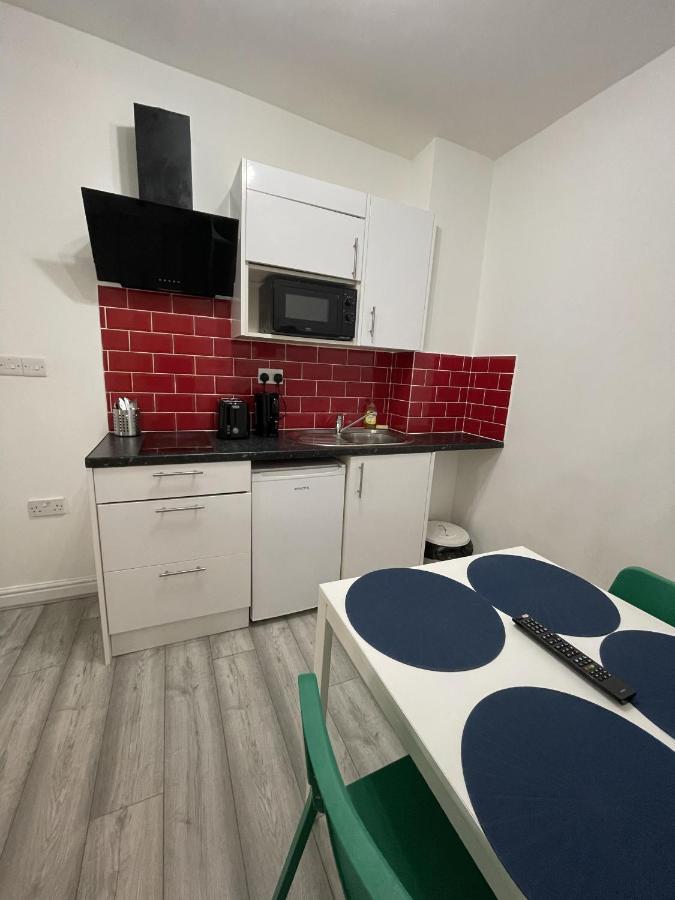 Comfortable - Cosy - Budget In Center Gasthof London