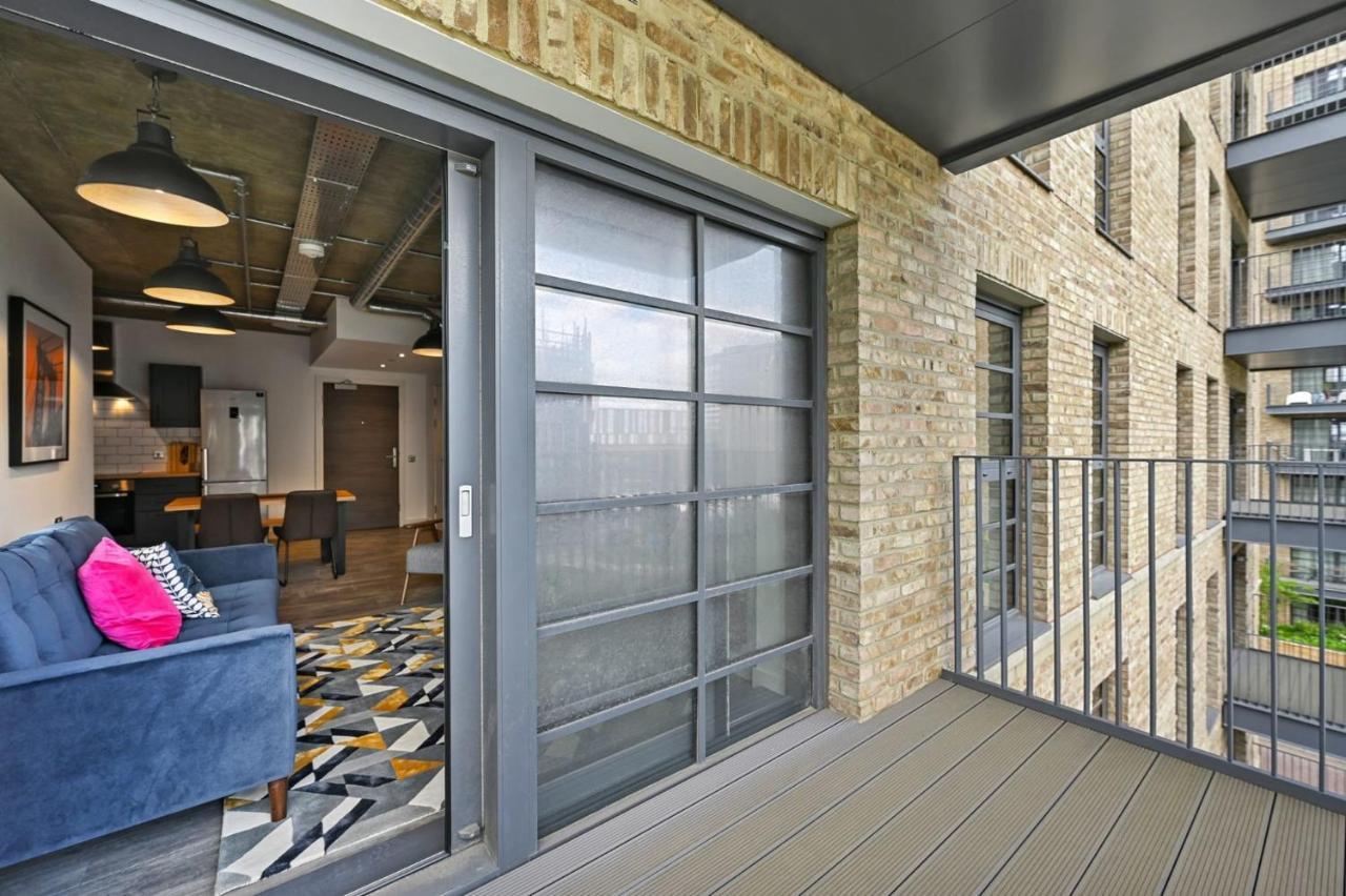 Lägenhet Modern And Chic At Ferrum Near Wembley Park London