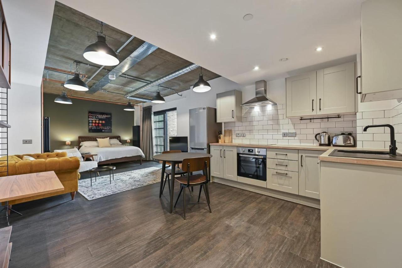 Modern And Chic At Ferrum Near Wembley Park London