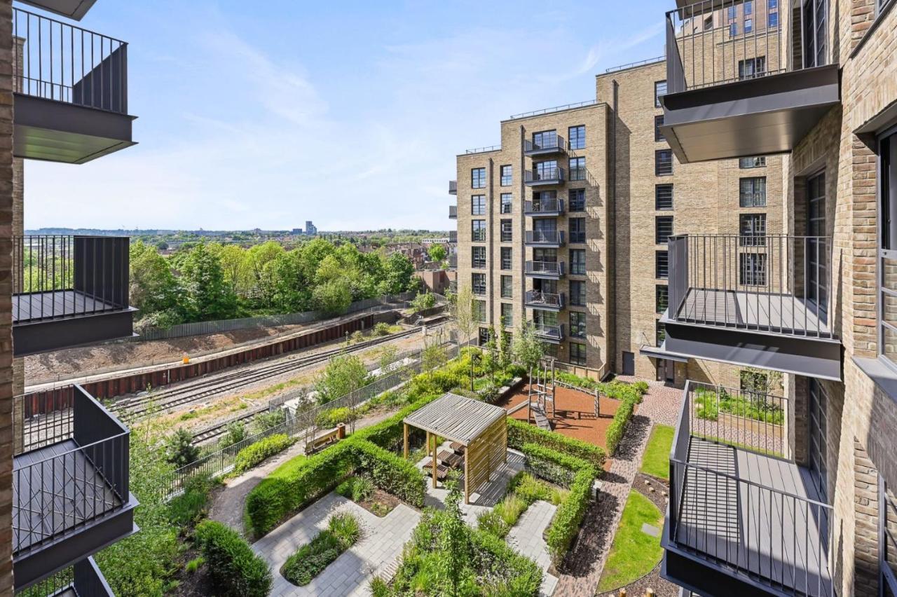 Modern And Chic At Ferrum Near Wembley Park *