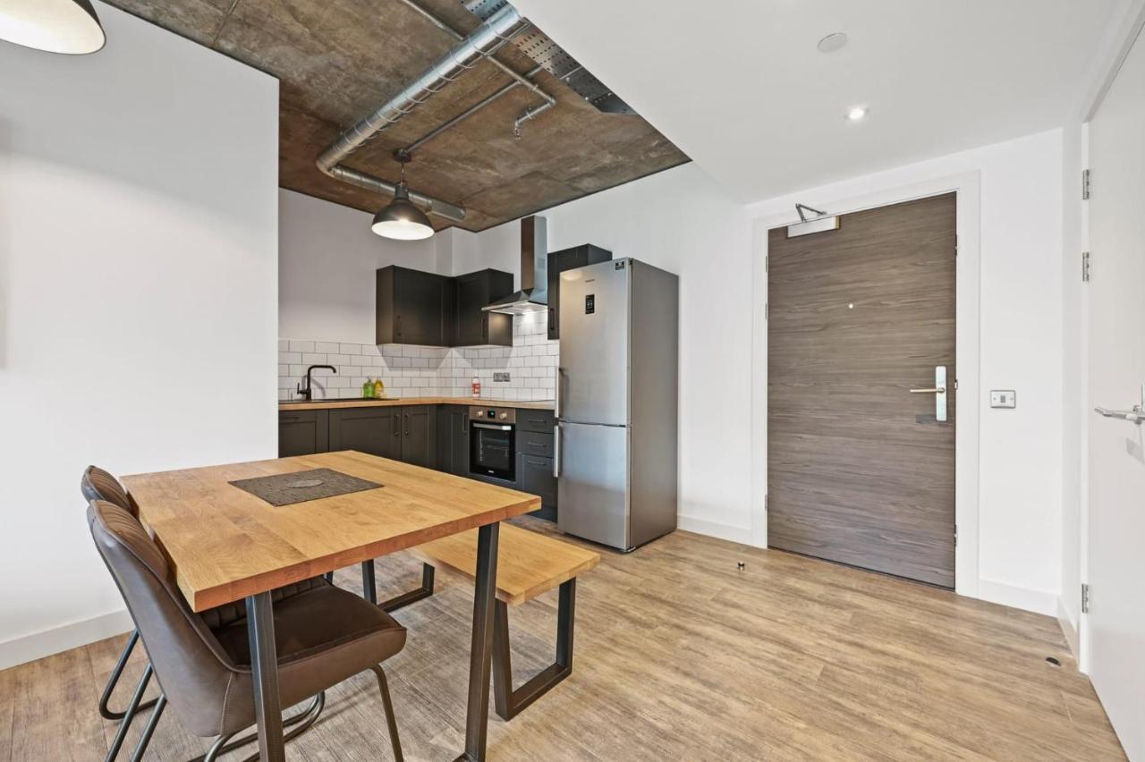 Modern And Chic At Ferrum Near Wembley Park London