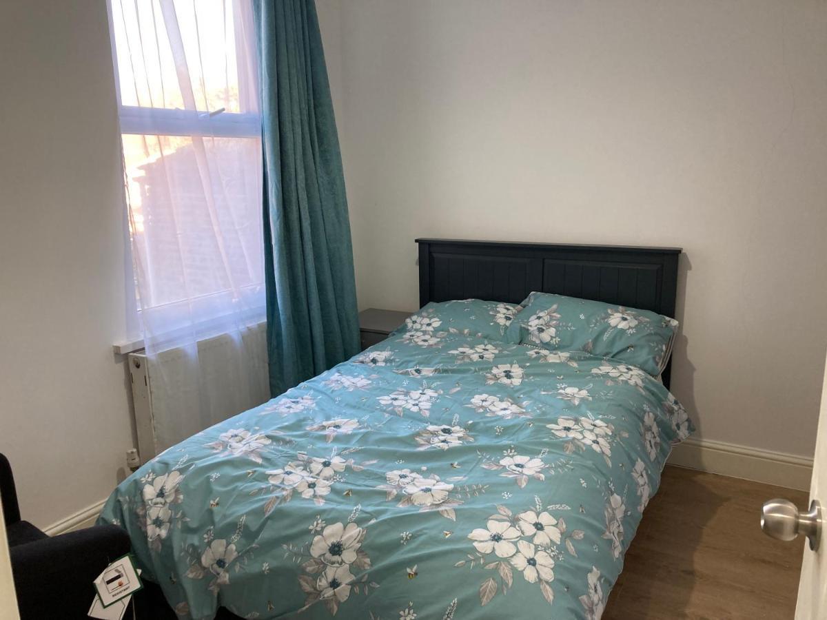 Lejlighed Snug 5-bedroom Residential In Great *