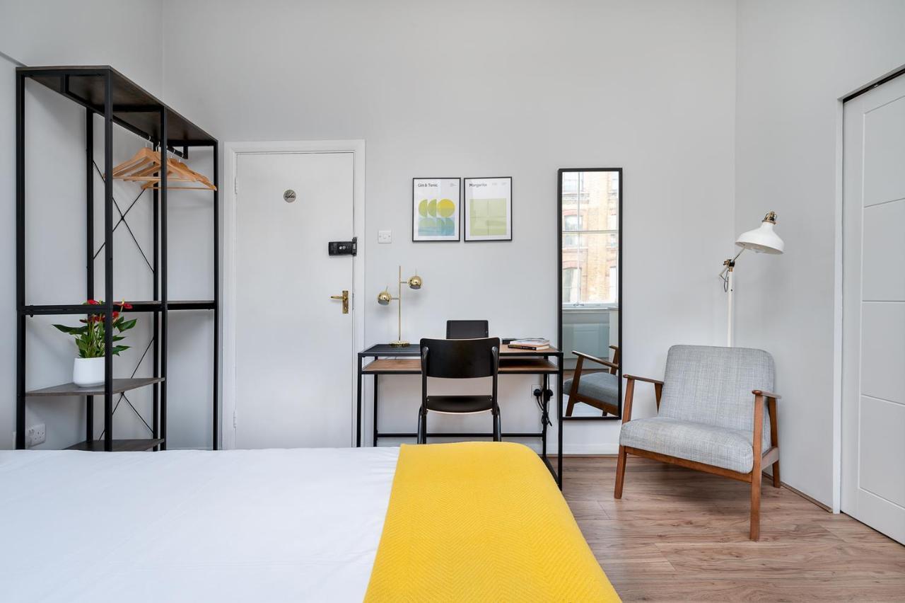 D8 House * London