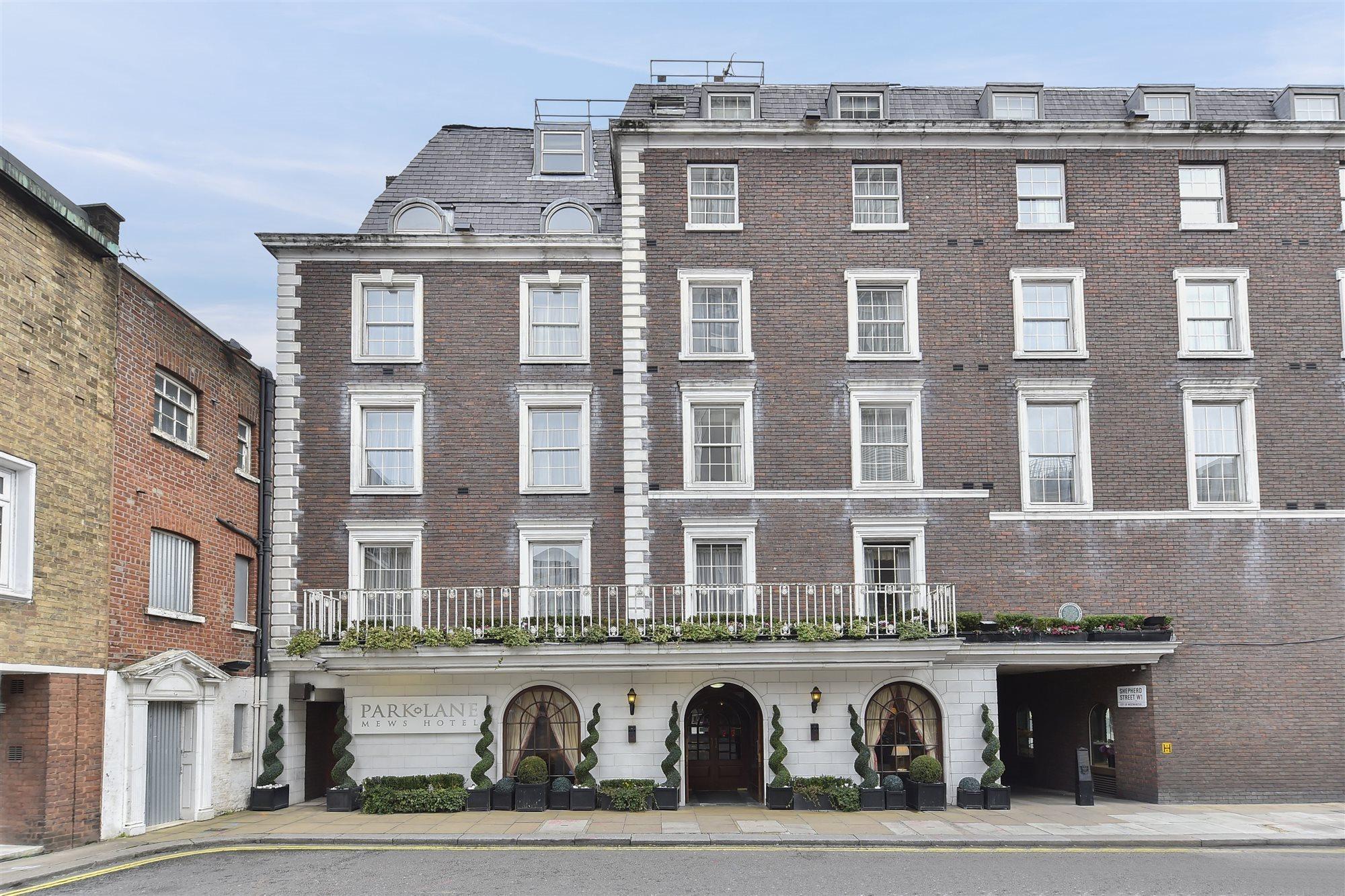 Park Lane Mews