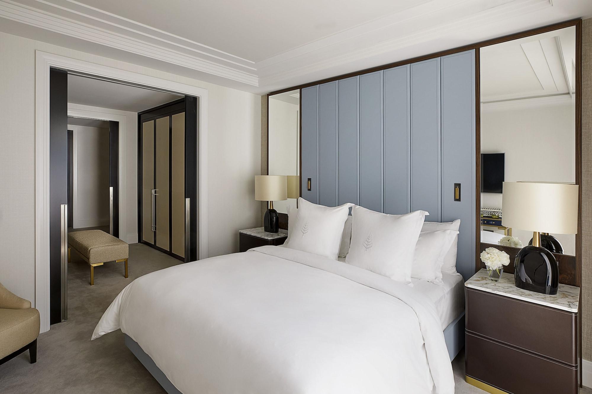 Four Seasons At Tower Bridge Hotell 5*