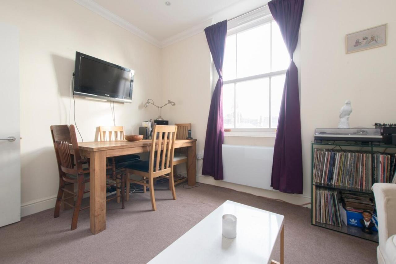 Unique And Cozy 1 Bed Flat In Dalston * Londen
