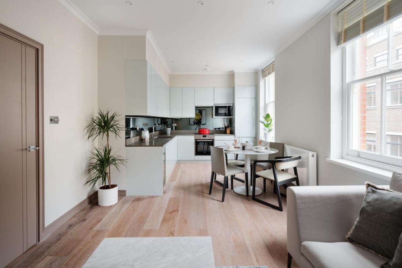 Cosy Two Bedroom In Holborn Leilighet London
