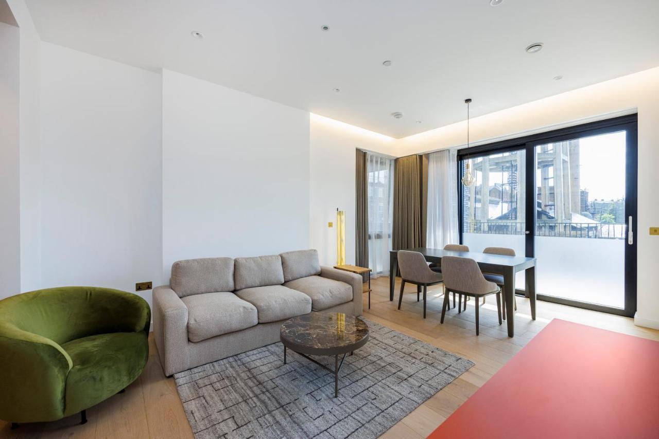 Luxurious Apartments In London, Sk * London