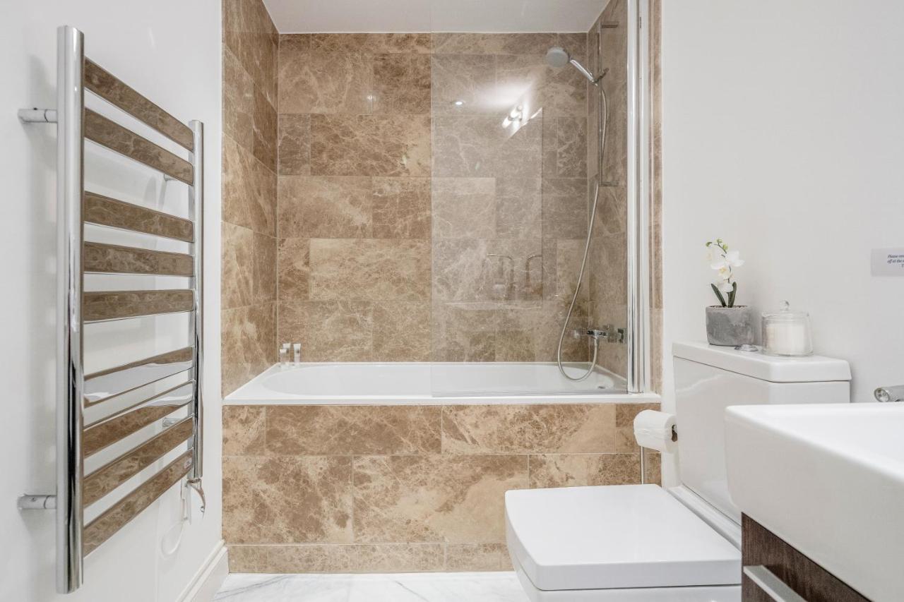 Sir Hans Opposite Harrods With Ac Apartment London