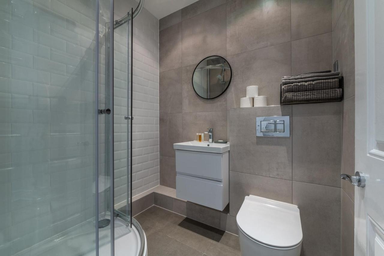 One Bedroom - Tower Bridge - City By Prime M-12 Semesterbostad