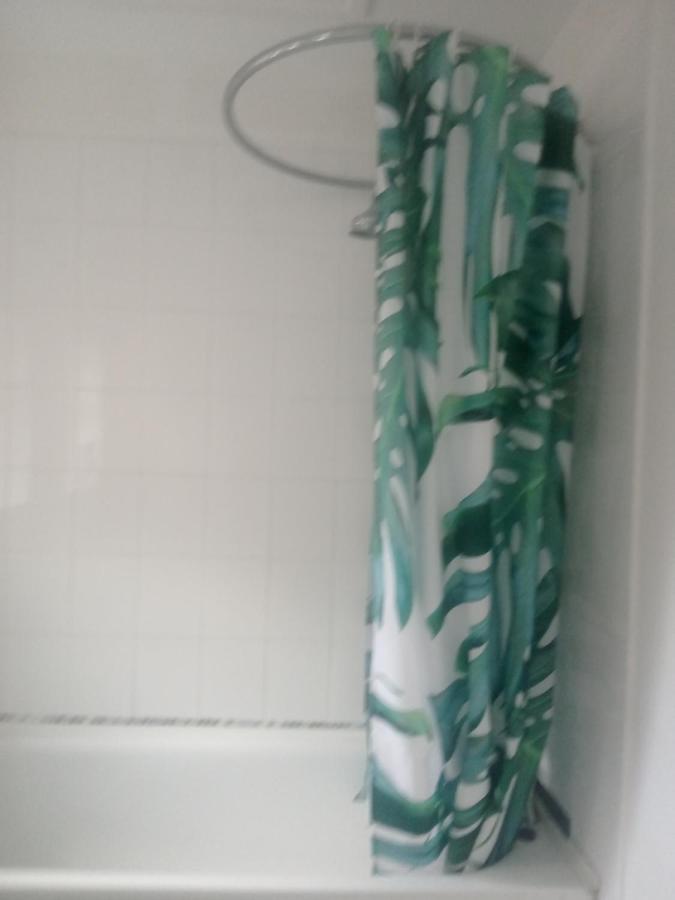 Appartement Budget Shared Bathroom