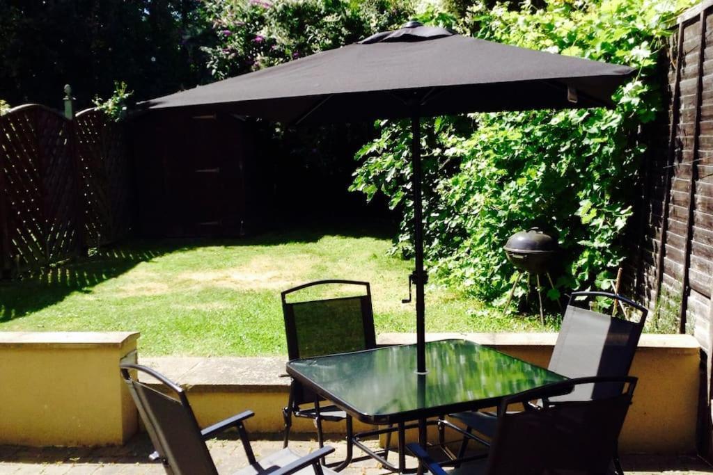 Garden Flat, Wimbledon & Parking, Close To Tennis Appartamento *