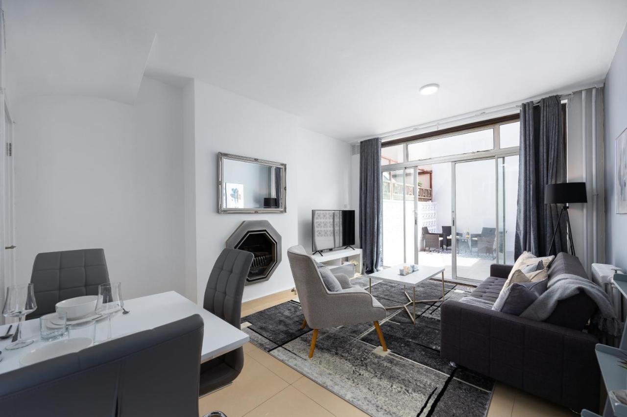 Spacious 4 Bedroom House Next To Kensington Palace Londen
