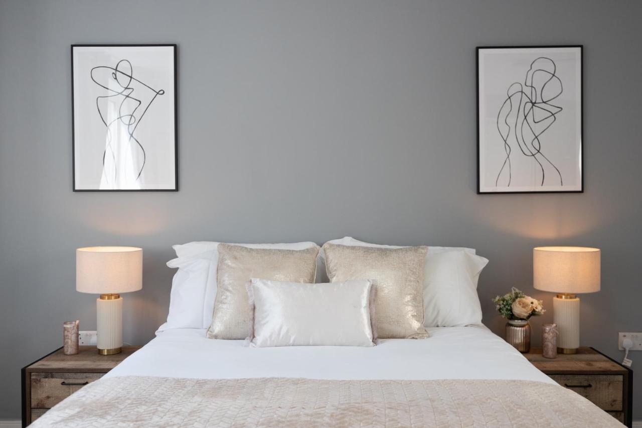 Spacious 4 Bedroom House Next To Kensington Palace Appartement