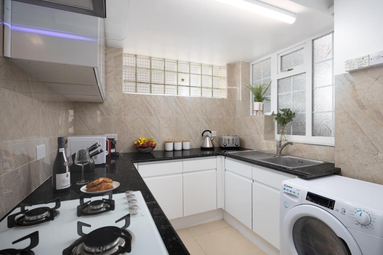 Spacious 4 Bedroom House Next To Kensington Palace Appartement *