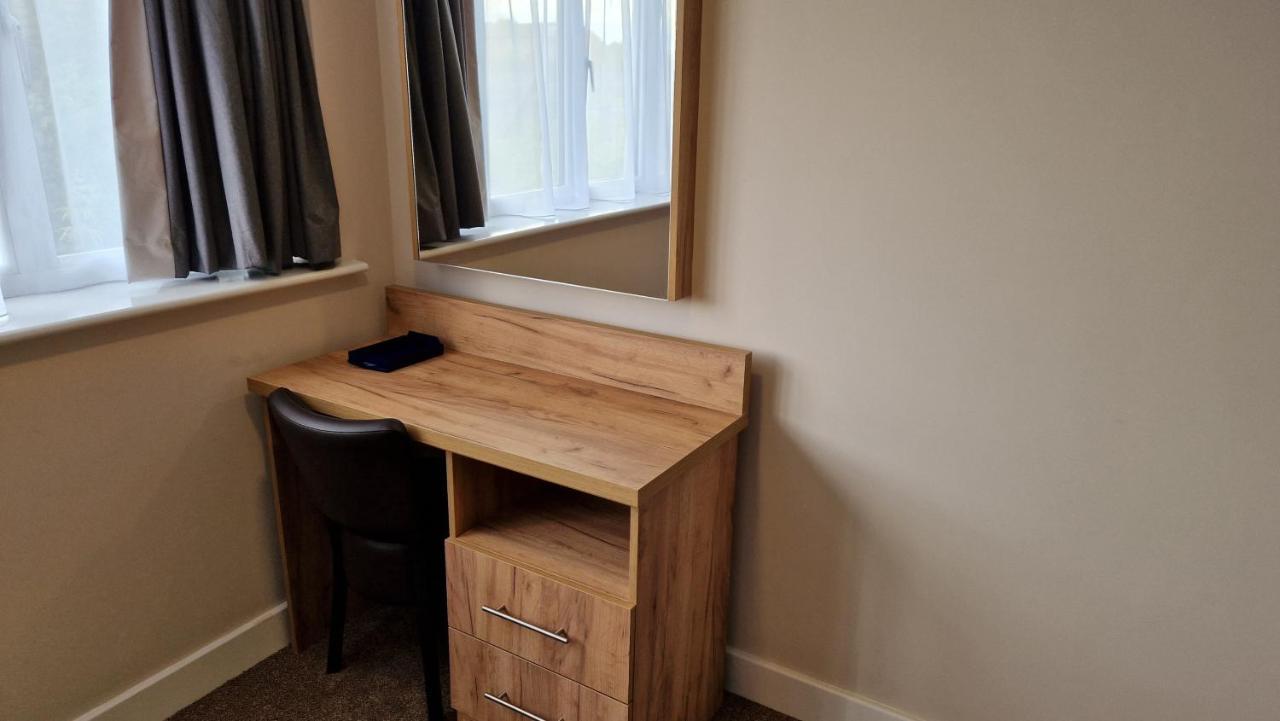 Western Northfields Ealing 3* Londra