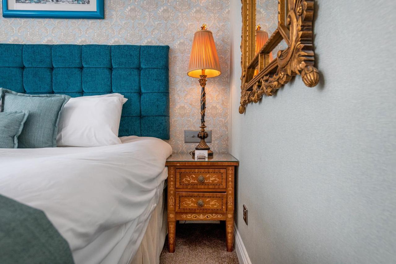 Ashburn Hotel 4*