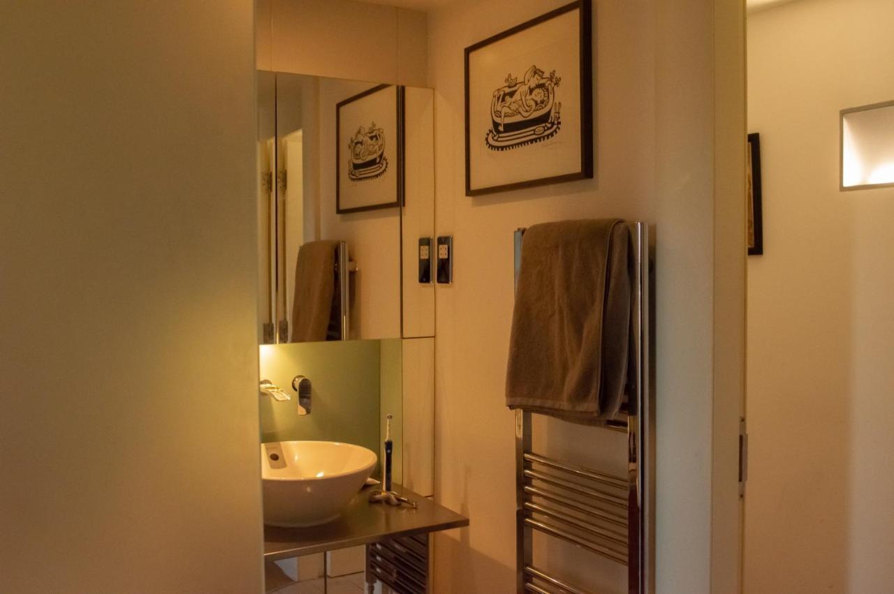 Apartment 2 Bedrooms With Wifi At Greater