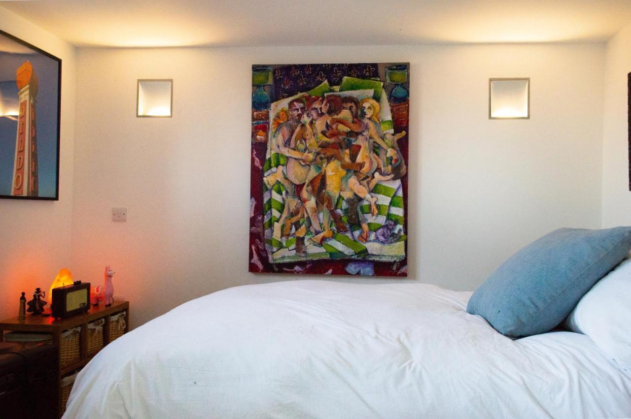 2 Bedrooms With Wifi At Greater Apartment