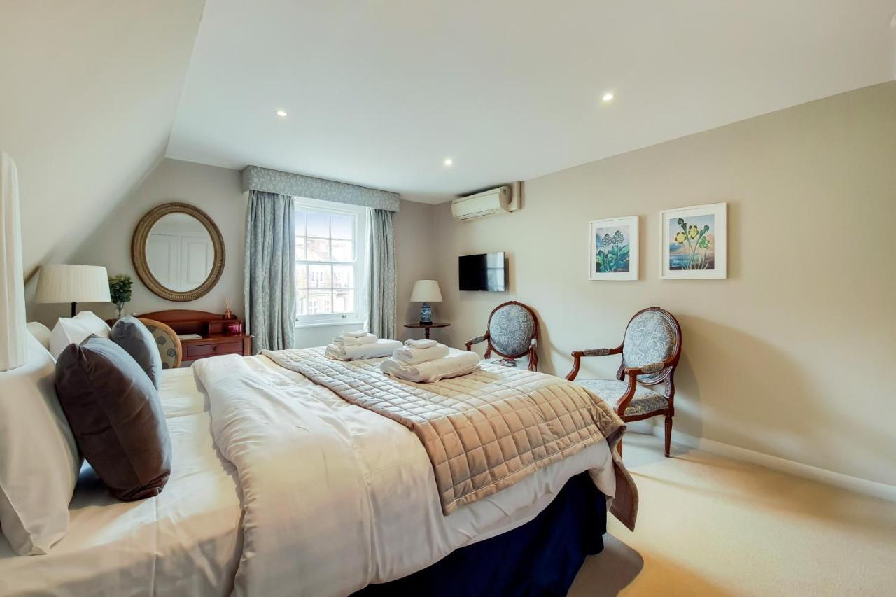 Hotel Knightsbridge Roof Garden 3*