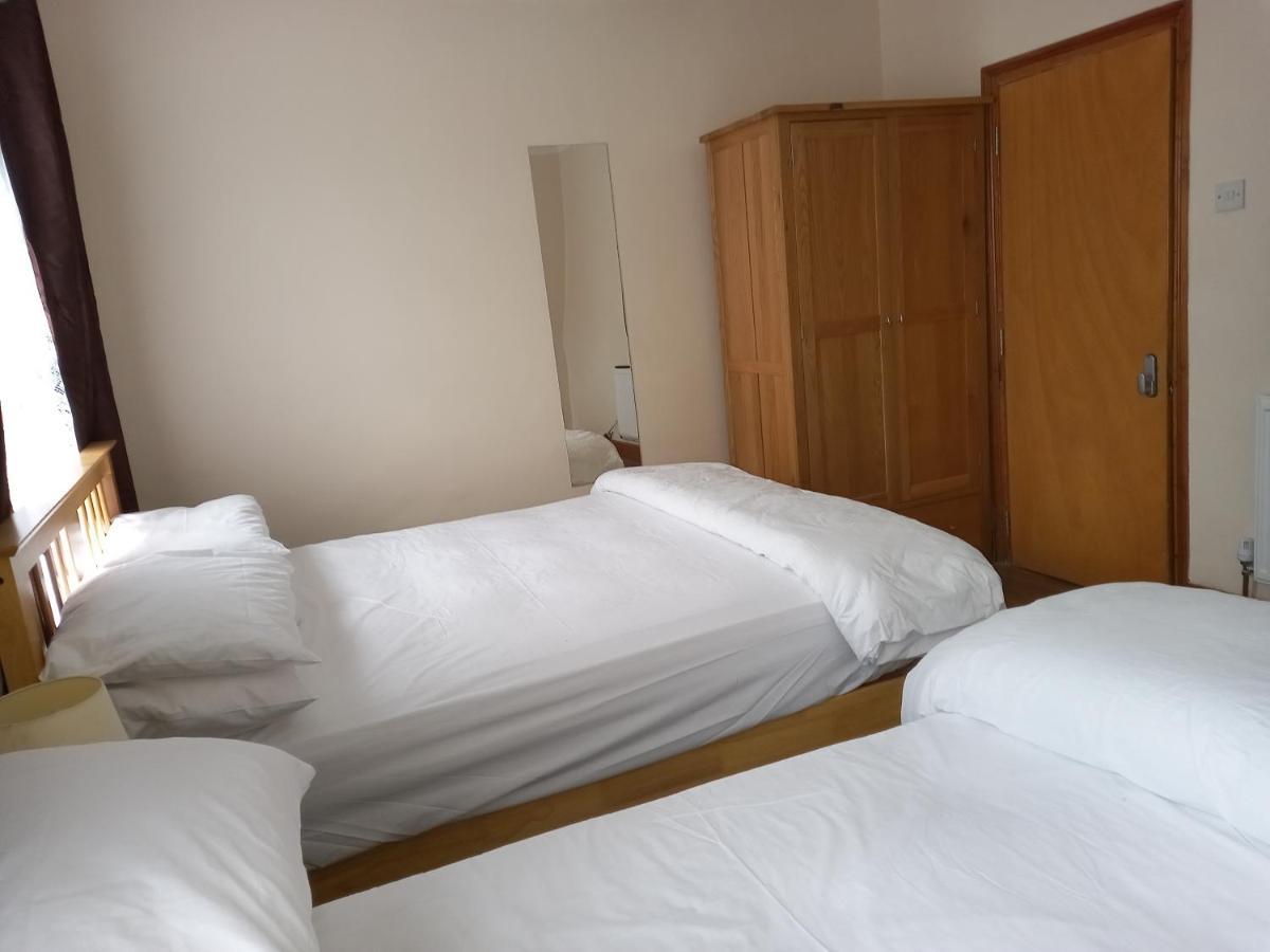 Bubblesbnb- 4 Bedroom House Londen