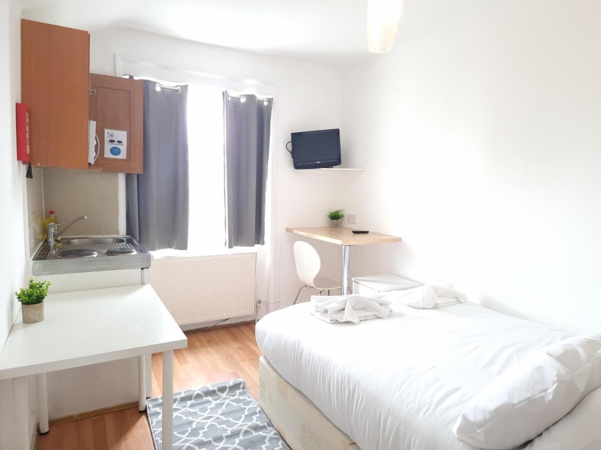F20- 4th Floor Studio Fits 2 Near Paddington Lejlighed *