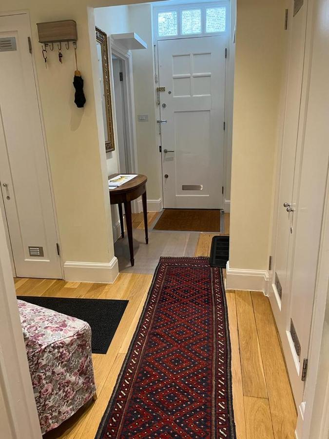 Serene Townhouse With Parking