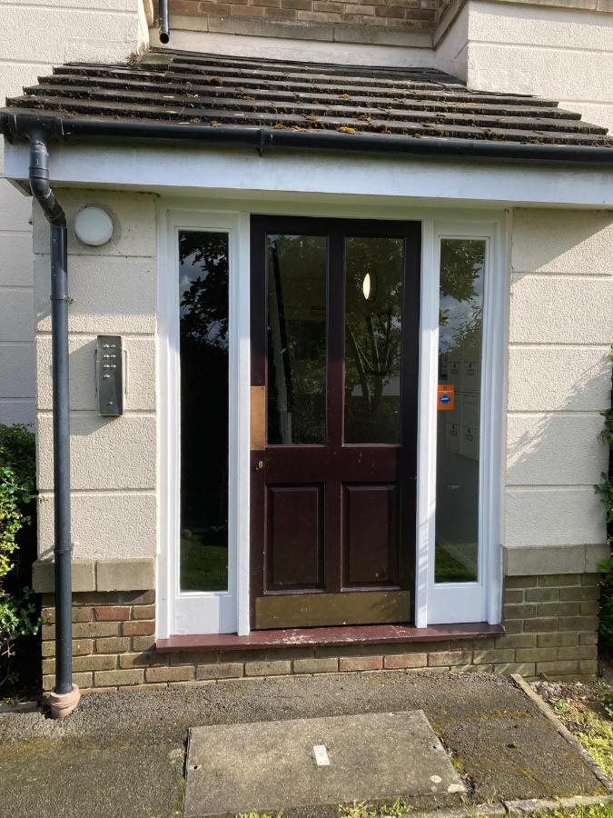 Comfortable With Private Balcony And Shared House London