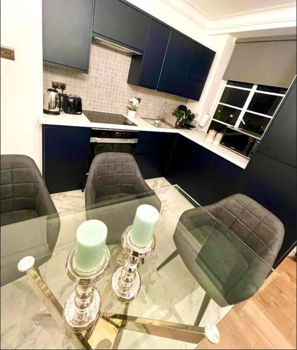 Leilighet Luxury 3 Bedroom 3 And A Half Bathroom Flat In Swiss