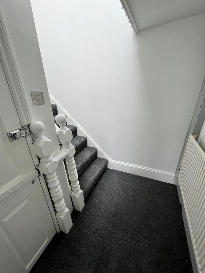 Lovely 2 Bedroom Flat With Roof Terrace In Nw6 Leilighet