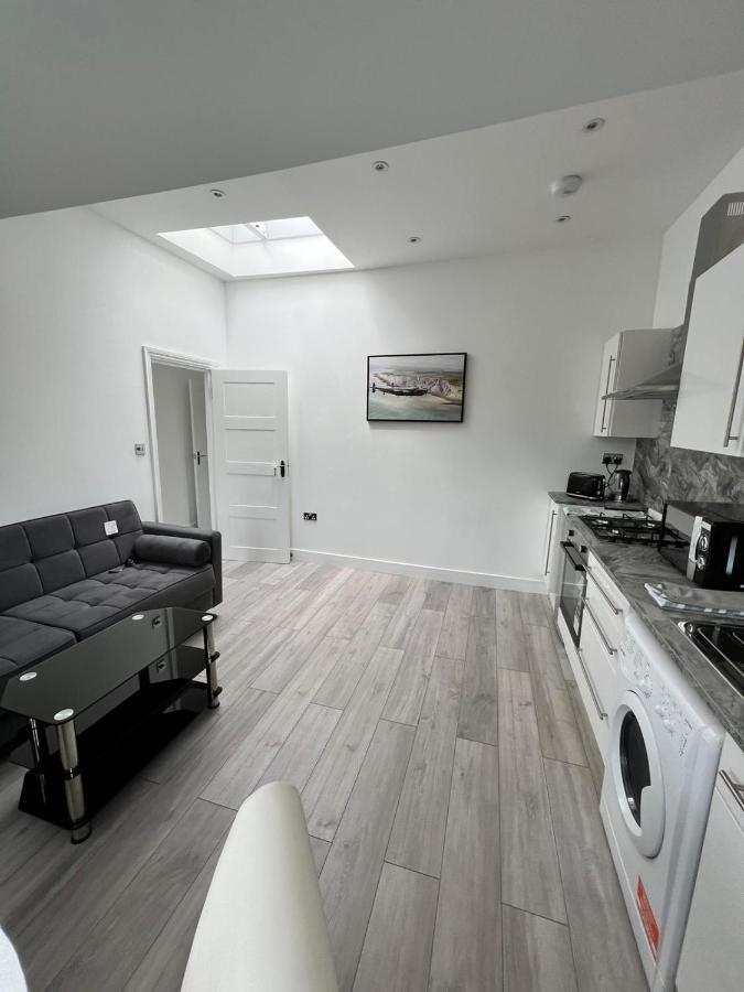 Appartement Lovely 2 Bedroom Flat With Roof Terrace In Nw6 *