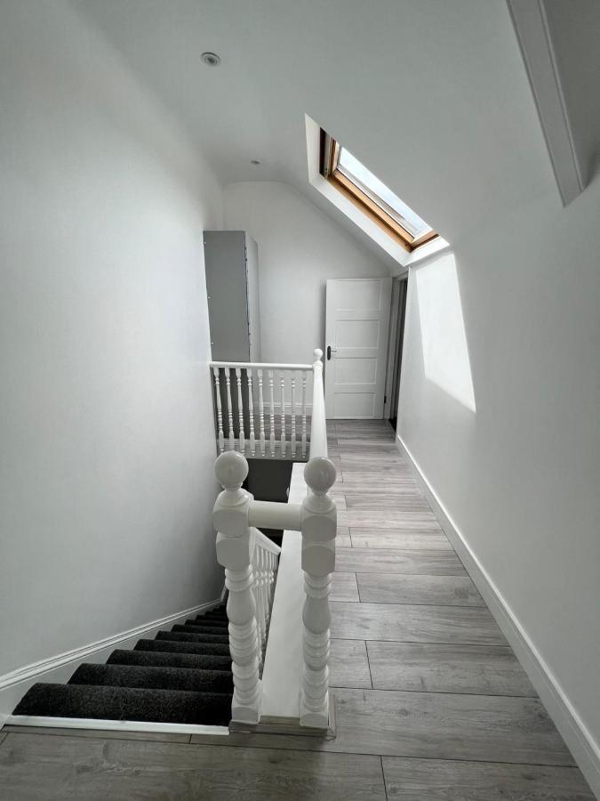 Lovely 2 Bedroom Flat With Roof Terrace In Nw6 Leilighet *