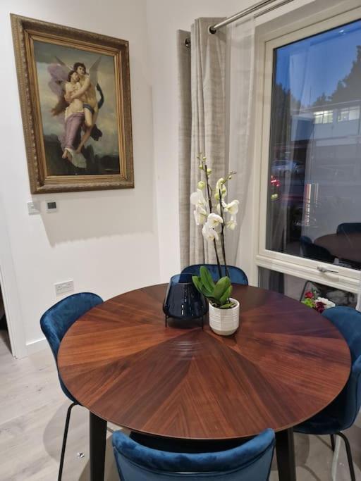 Appartement Double Bedroom In Modern