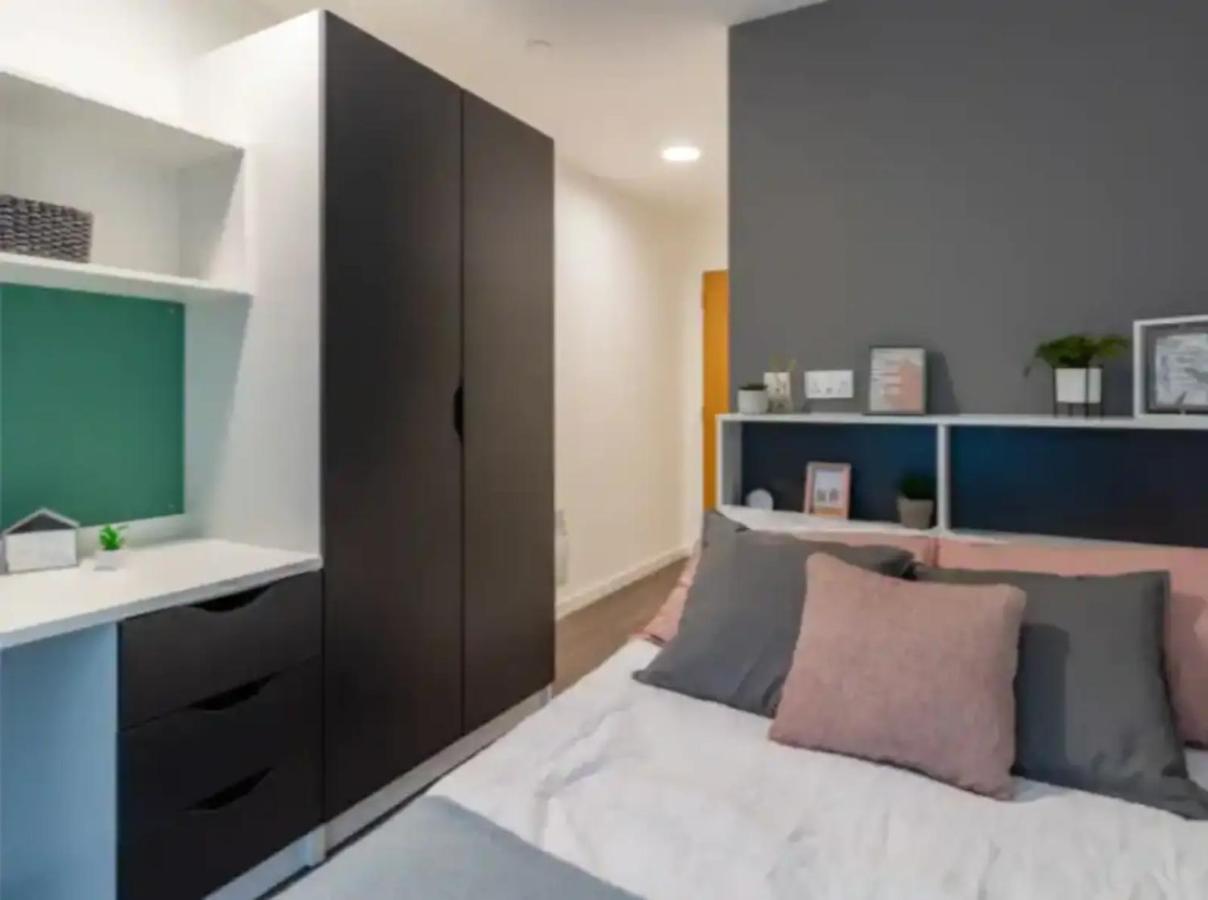 Modern Rooms In Wembley, Sk Affittacamere *