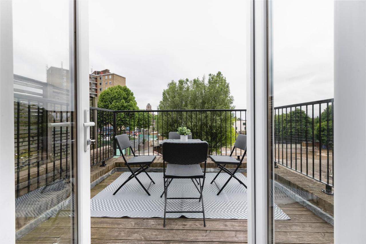 Skyvillion - Beautiful 3-bed Lejlighed London
