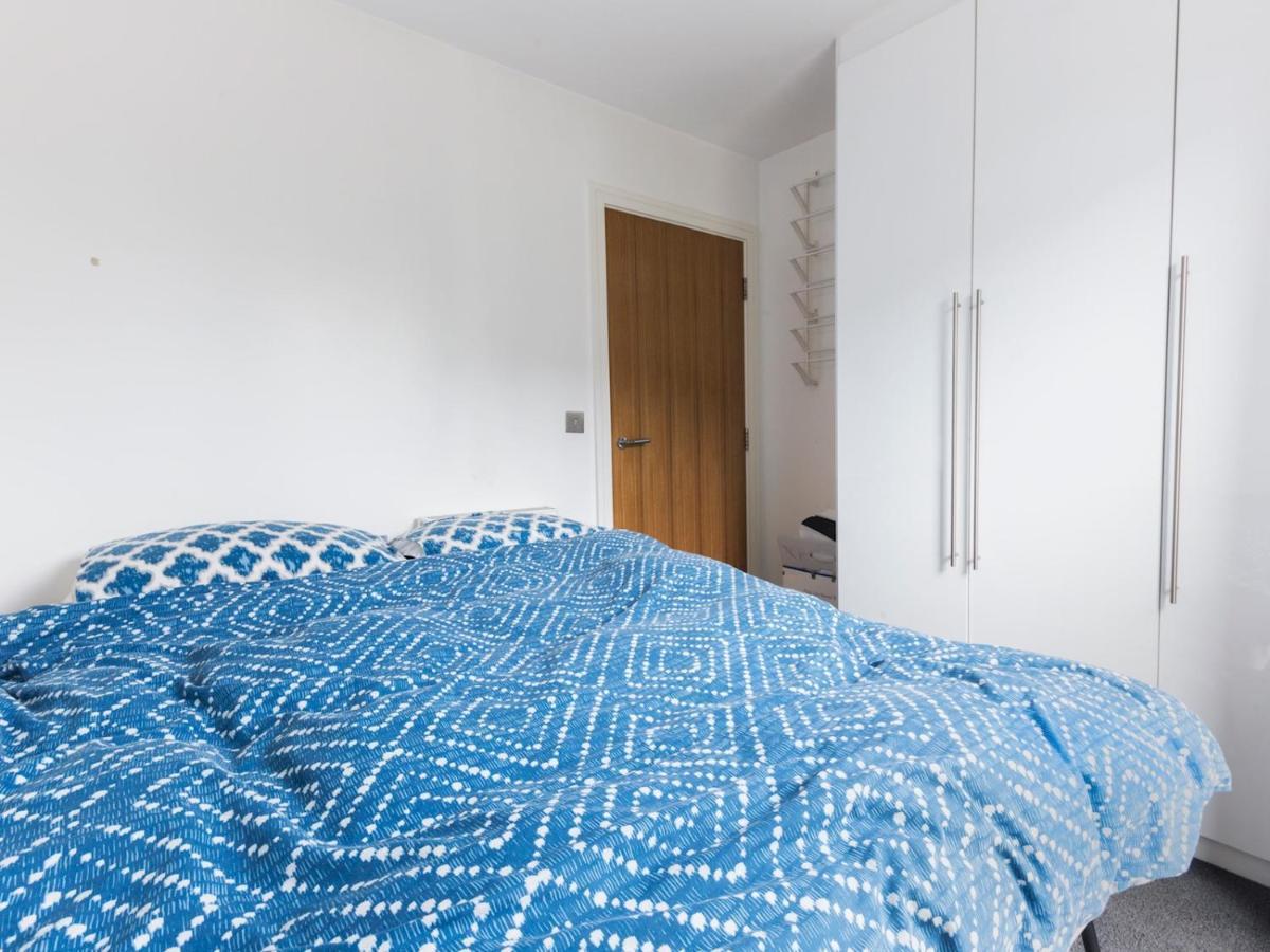 Pass The Keys Trendy In Location Apartment *
