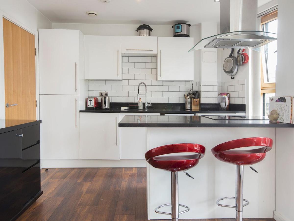 Apartment Pass The Keys Trendy In Location *