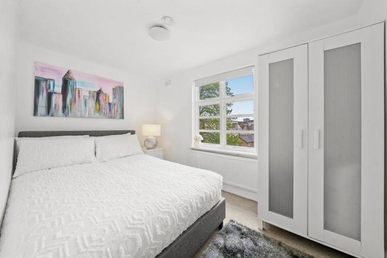 Canning Town Modern 2 Bedroom Excel Centre, Canary Wharf, Airport Lägenhet London