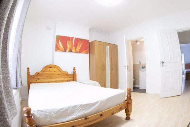 Well Located 2 Bedroom In Kings Cross Apartment London