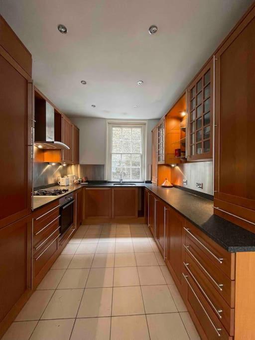4 Bedroom Townhouse In Prime Location W2 Paddington Hyde Park Londen