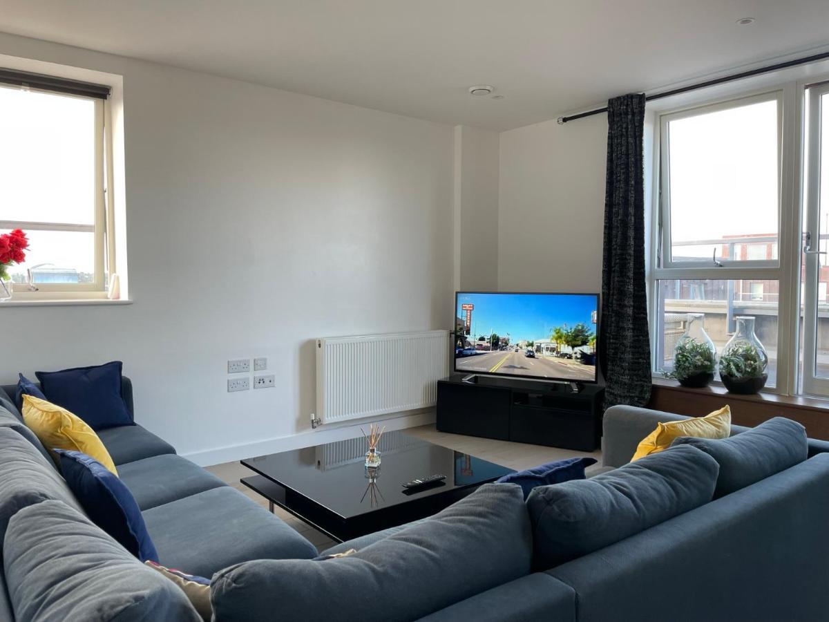 Leilighet Modern & Spacious Penthouse In North