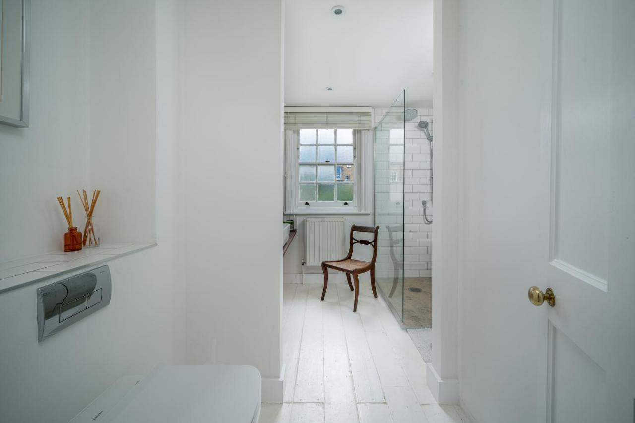 Appartamento Contemporary House With Private Garden *